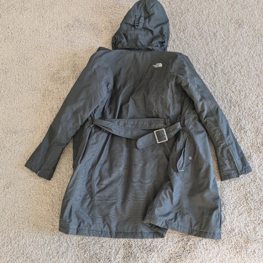 Northface Hyvent Jacket Small Euc - image 2
